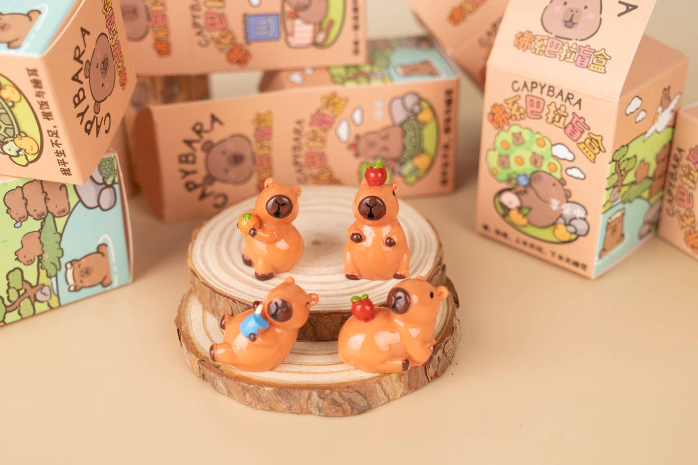 CAPYBARA MINI FIGURINE BLIND BOX